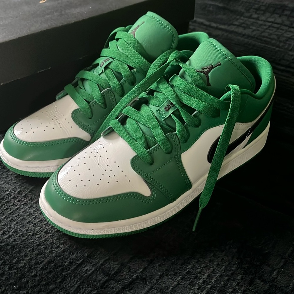 Pine Green Air Jordan 1 lows